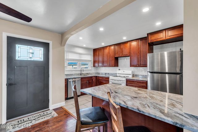 1170 Old Freehold Road, Toms River, NJ 08753