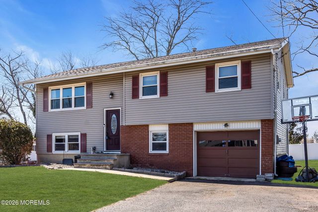 1170 Old Freehold Road, Toms River, NJ 08753