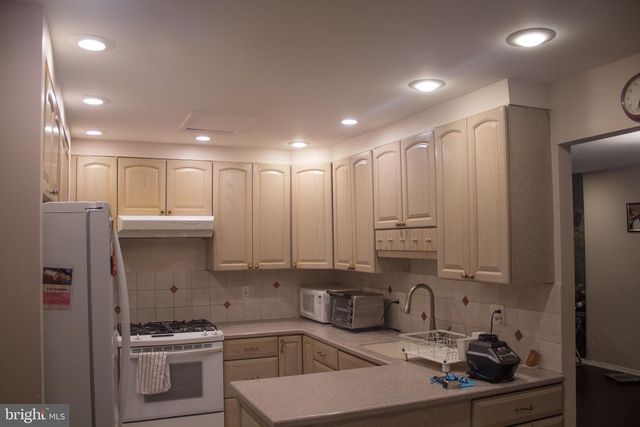 428 HENDRIX ST, Philadelphia, PA 19116