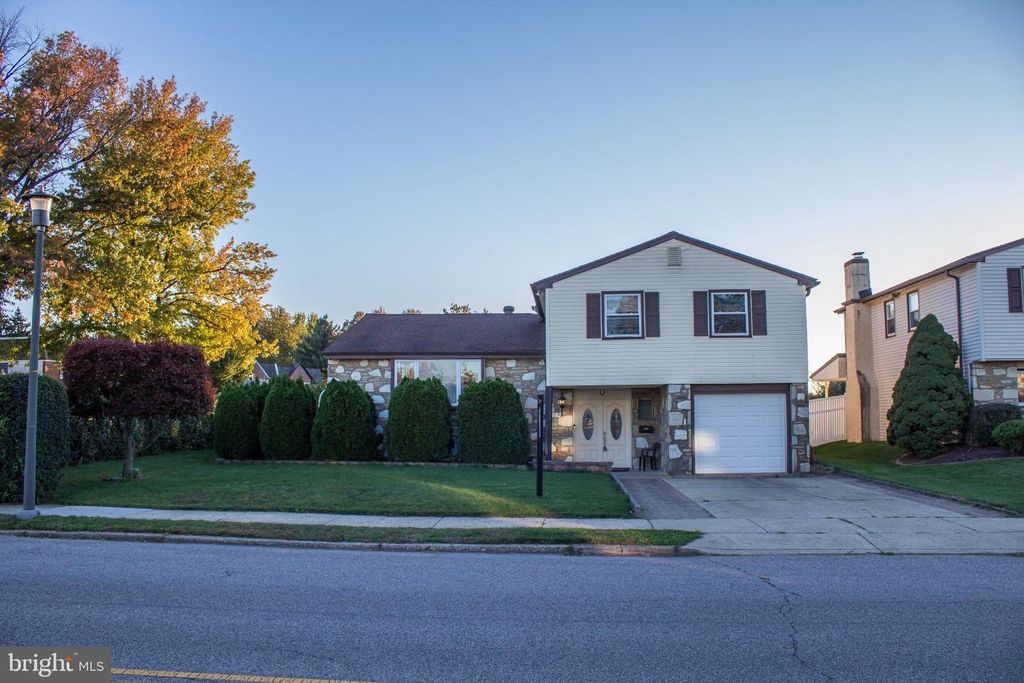 428 HENDRIX ST, Philadelphia, PA 19116