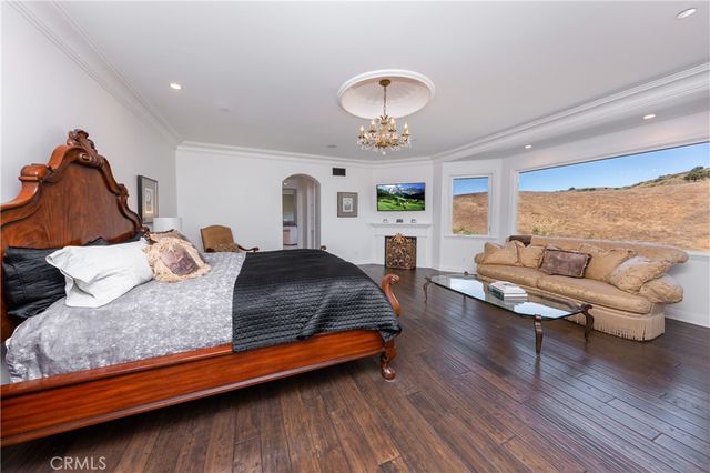 30 Saddlebow Road, Bell Canyon, CA 91307