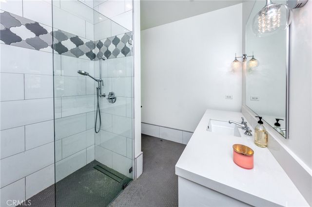 30 Saddlebow Road, Bell Canyon, CA 91307