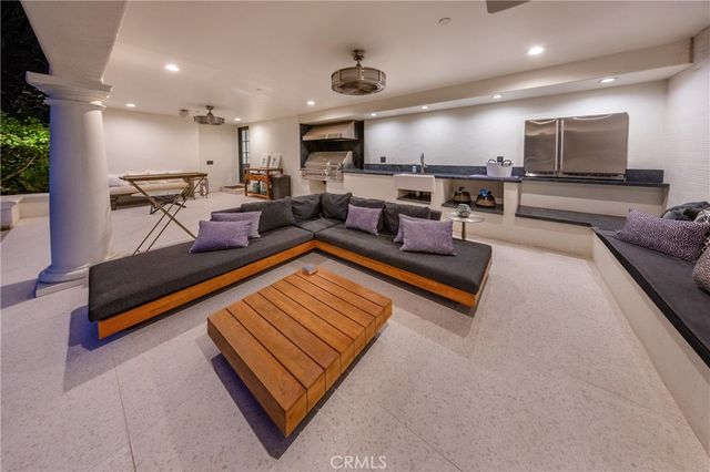 30 Saddlebow Road, Bell Canyon, CA 91307