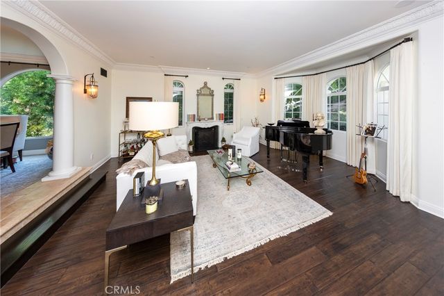 30 Saddlebow Road, Bell Canyon, CA 91307
