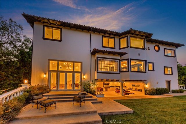 30 Saddlebow Road, Bell Canyon, CA 91307