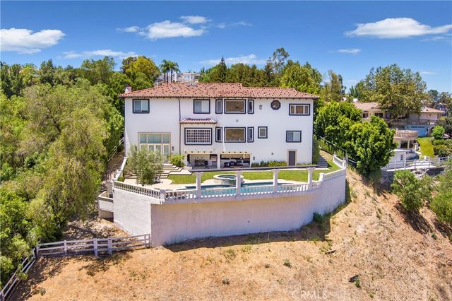 30 Saddlebow Road, Bell Canyon, CA 91307