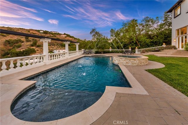 30 Saddlebow Road, Bell Canyon, CA 91307