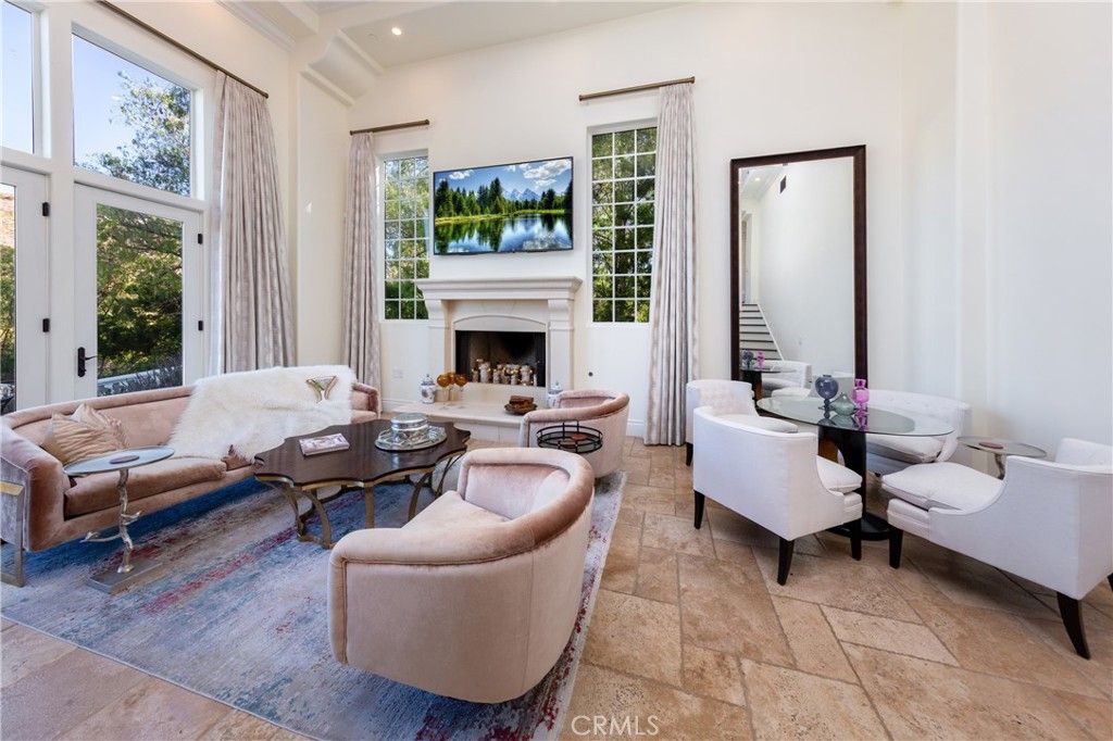 Image 16 of property listing at 30 Saddlebow, Bell Canyon, CA 91307