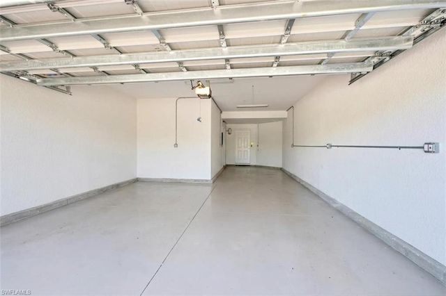 2352 Anguilla DR 201, Naples, FL 34120