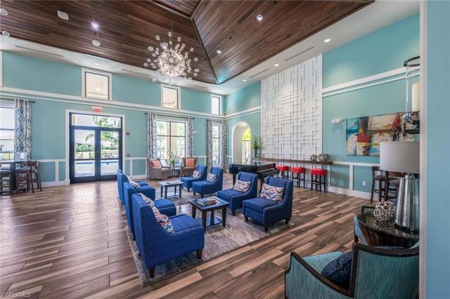 2352 Anguilla DR 201, Naples, FL 34120