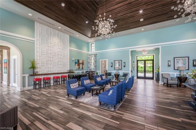 2352 Anguilla DR 201, Naples, FL 34120