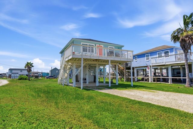 315 Caisson Street, Surfside Beach, TX 77541