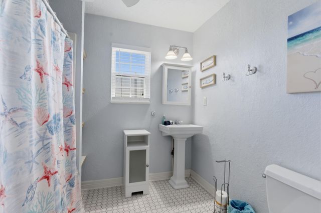 315 Caisson Street, Surfside Beach, TX 77541