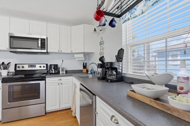 315 Caisson Street, Surfside Beach, TX 77541