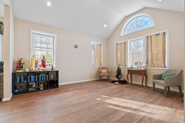 155 Alexander Road, Monroe, NY 10950