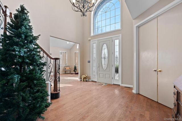 155 Alexander Road, Monroe, NY 10950