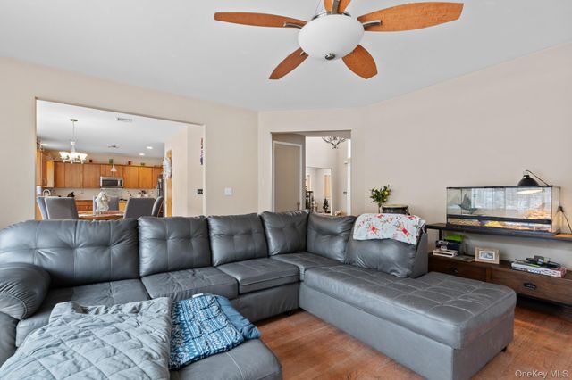 155 Alexander Road, Monroe, NY 10950