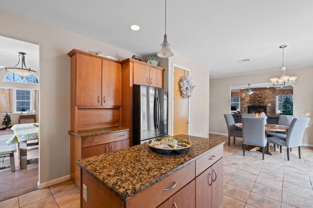 155 Alexander Road, Monroe, NY 10950