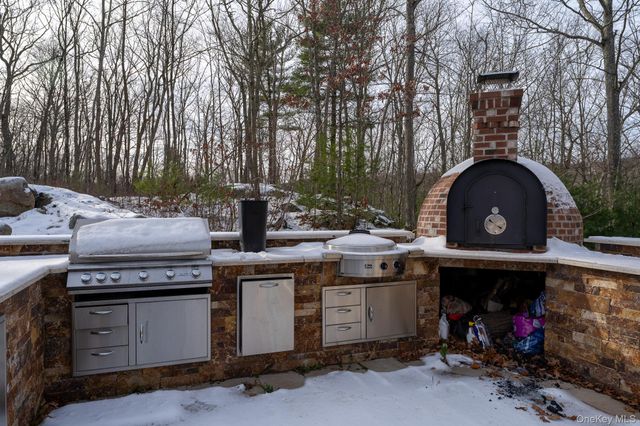 155 Alexander Road, Monroe, NY 10950