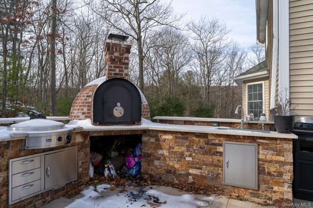 155 Alexander Road, Monroe, NY 10950