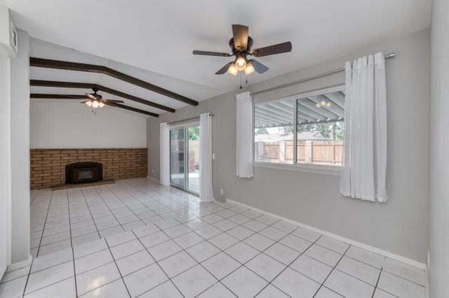 1314 Ezie Avenue, Clovis, CA 93611