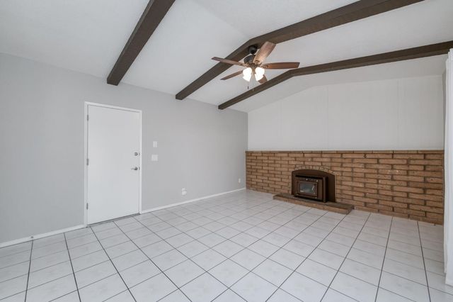 1314 Ezie Avenue, Clovis, CA 93611