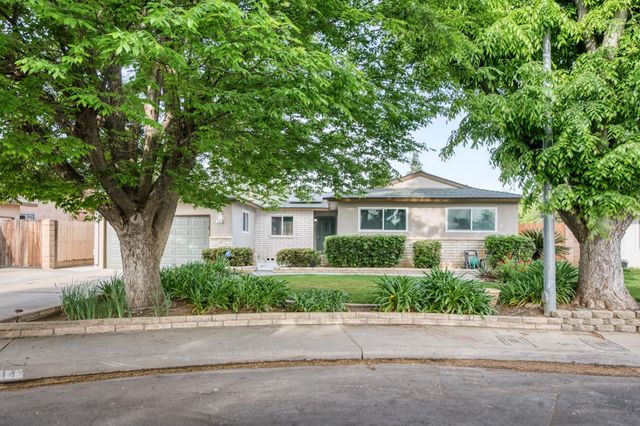 1314 Ezie Avenue, Clovis, CA 93611