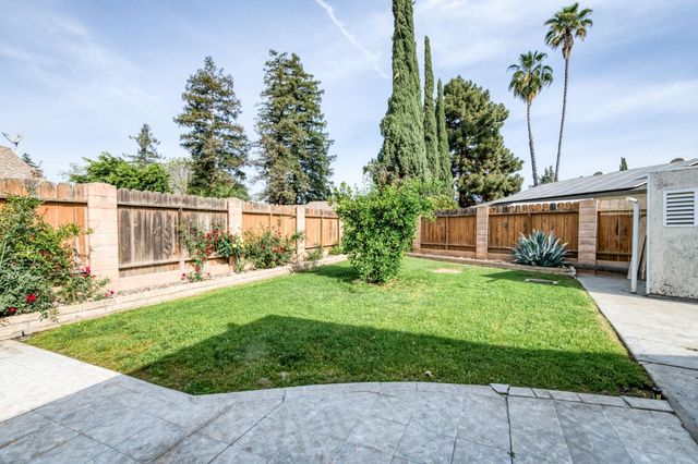1314 Ezie Avenue, Clovis, CA 93611
