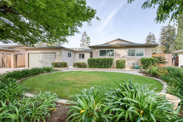 1314 Ezie Avenue, Clovis, CA 93611