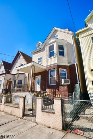 780 Madison Ave, Paterson City, NJ 07504