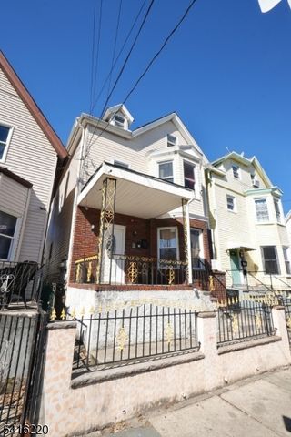 780 Madison Ave, Paterson City, NJ 07504