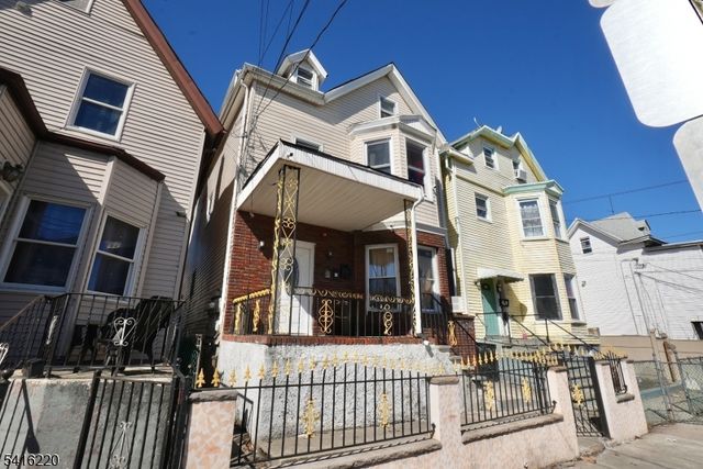 780 Madison Ave, Paterson City, NJ 07504