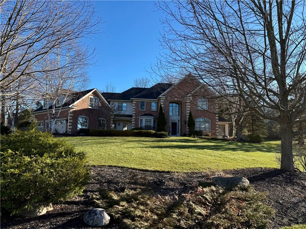 1 Latour, Perinton, NY 14450