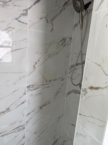 1943 71st St 1947-11, Miami Beach, FL 33141