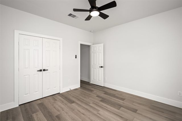 8056 Meadowbrook Drive, Houston, TX 77017