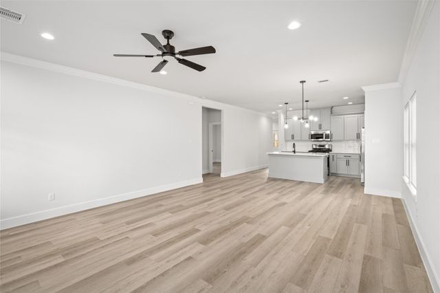 8056 Meadowbrook Drive, Houston, TX 77017