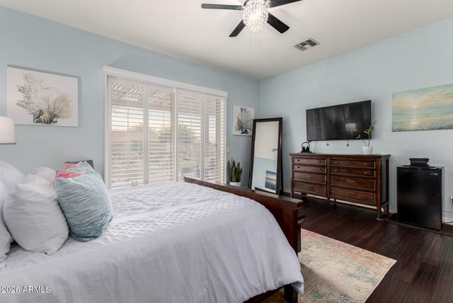 4825 W YOOSOONI Drive, New River, AZ 85087