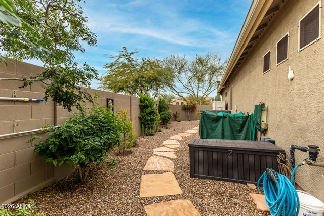 4825 W YOOSOONI Drive, New River, AZ 85087