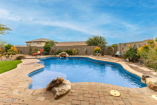 4825 W YOOSOONI Drive, New River, AZ 85087