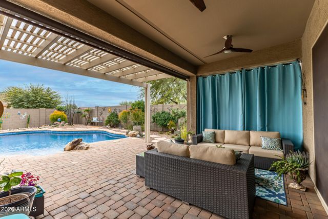 4825 W YOOSOONI Drive, New River, AZ 85087