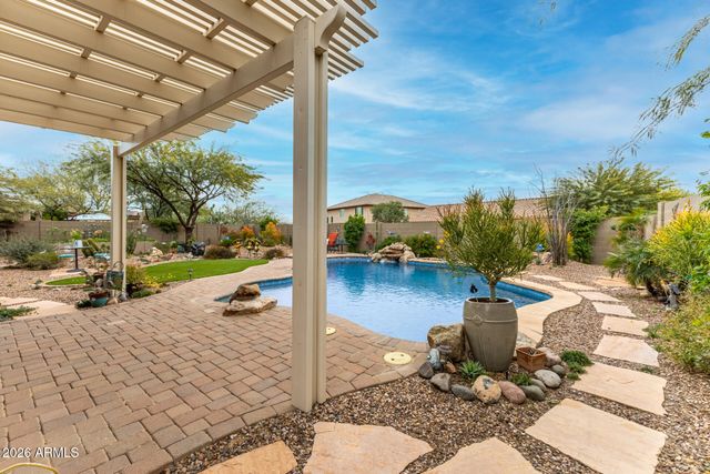 4825 W YOOSOONI Drive, New River, AZ 85087