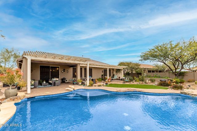 4825 W YOOSOONI Drive, New River, AZ 85087