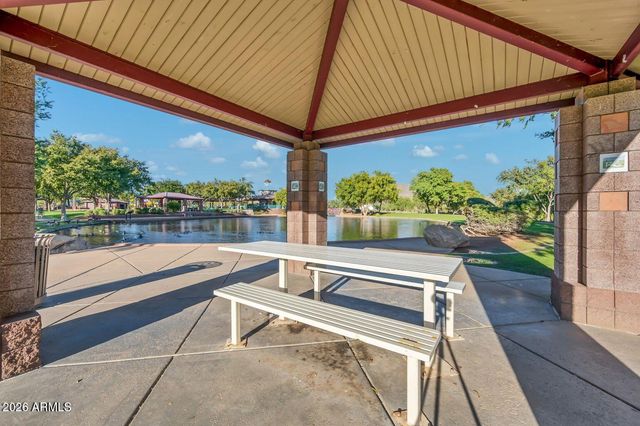 4825 W YOOSOONI Drive, New River, AZ 85087