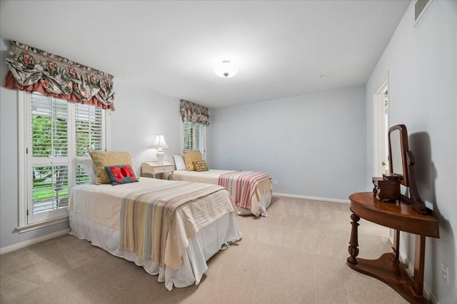 515 Hunterwood Drive, Houston, TX 77024