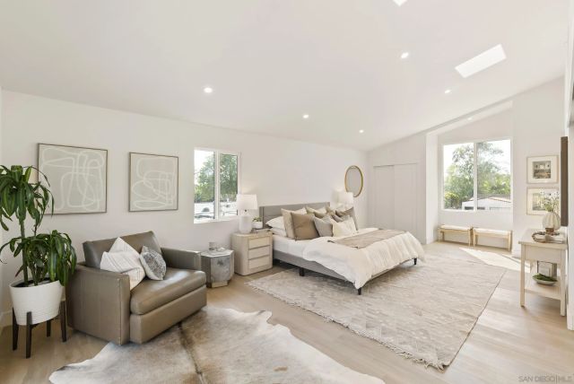 4543 Moraga Ave, San Diego, CA 92117