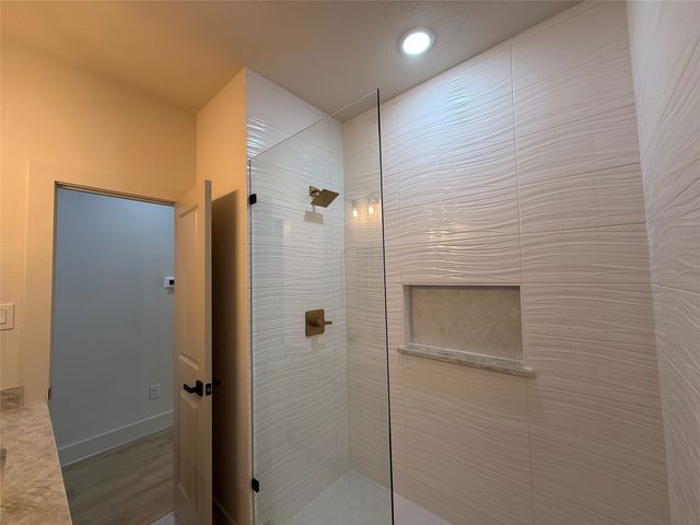 5032 Chapman Street, Fort Worth, TX 76105