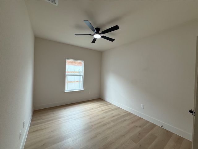 5032 Chapman Street, Fort Worth, TX 76105