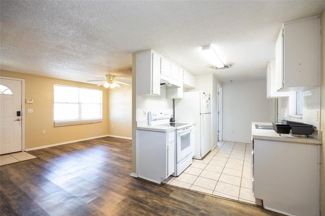 5803 E 30TH AVENUE, Tampa, FL 33619