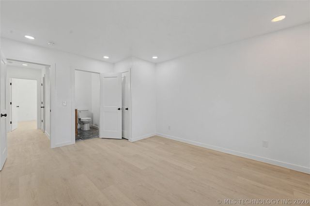 215 W Burnham Avenue, Sapulpa, OK 74066