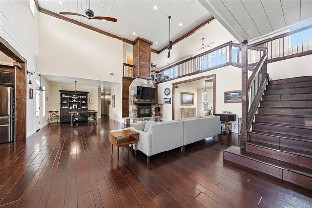 5200 Country Farms Lane, Anderson, CA 96007